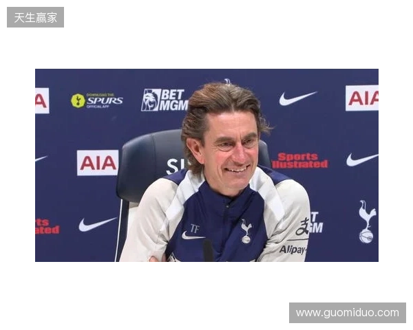 弗兰克：水晶宫体系和曼联相似？不同的球队不能拿来相提并论